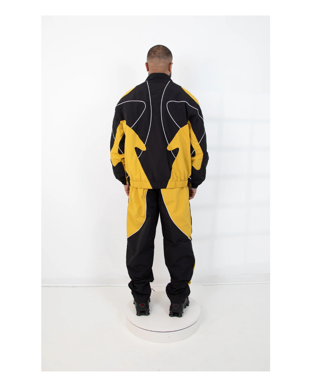 BOW Training Jacket Signal