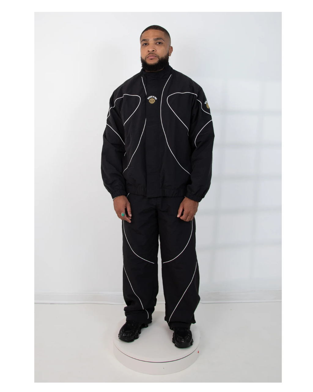 BOW Training Tracksuit Vector