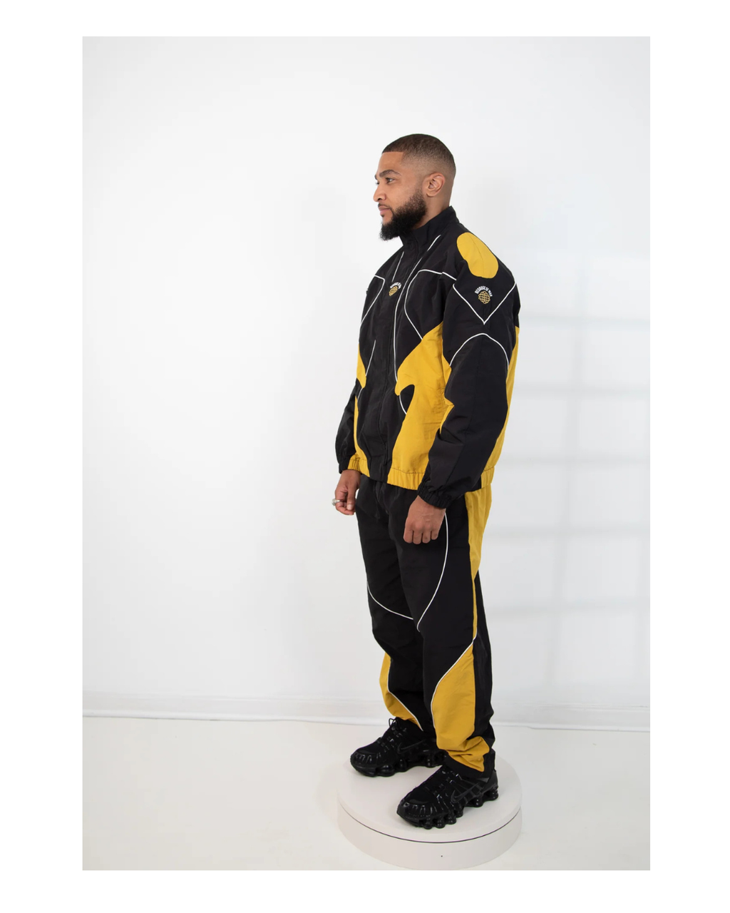 BOW Training Jacket Signal
